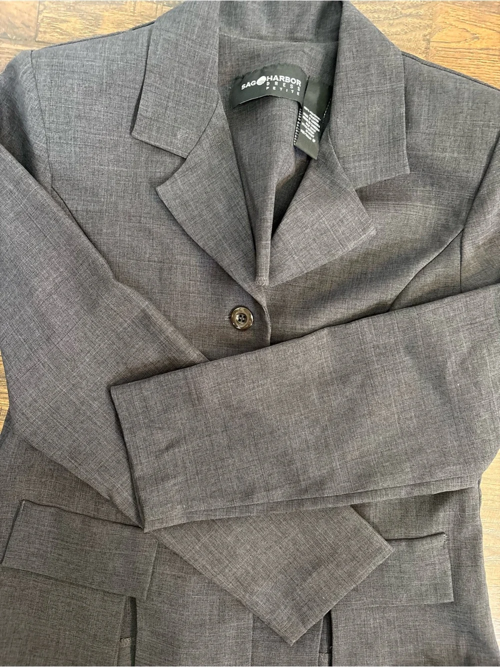 Sag Harbor Women's Two-Piece Suit Size 8p - Picture 3 of 8